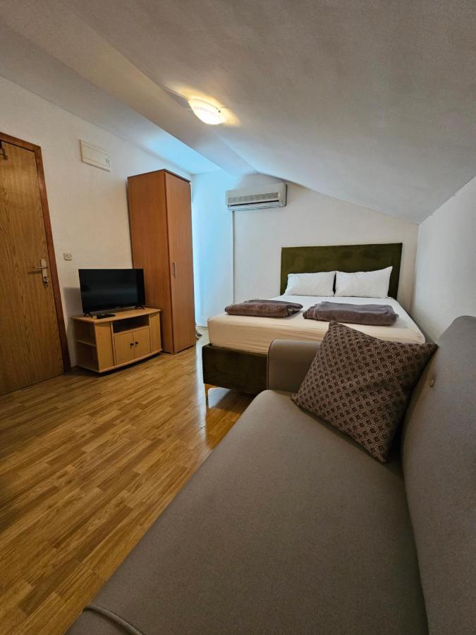 Apartment Green Мостар Екстер'єр фото