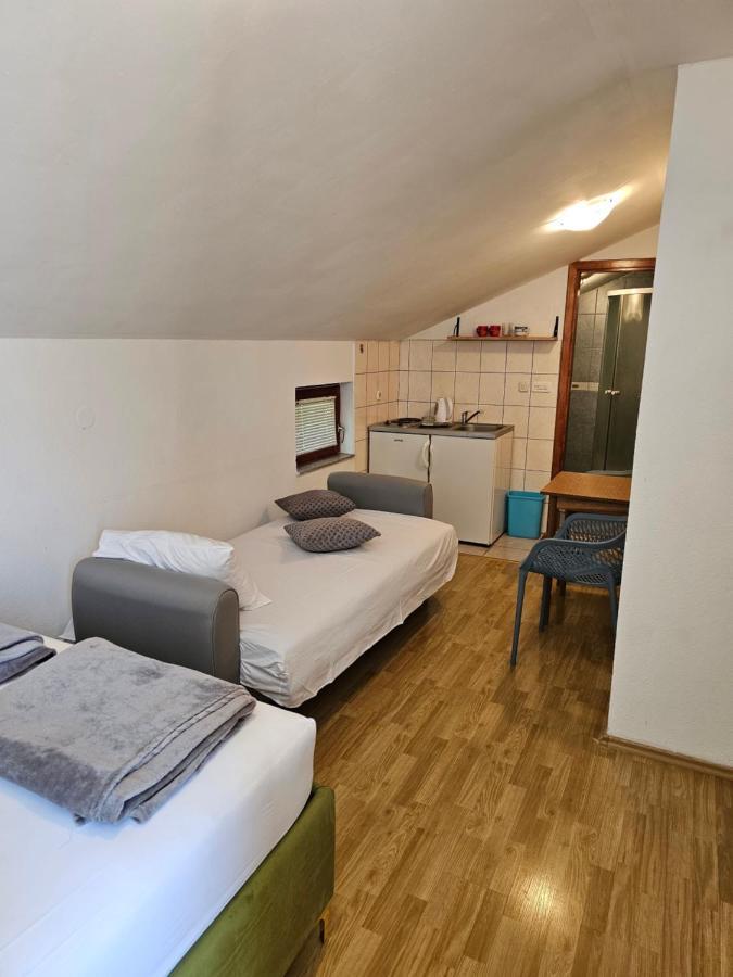 Apartment Green Мостар Екстер'єр фото