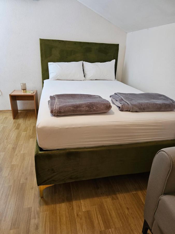 Apartment Green Мостар Екстер'єр фото